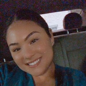 Meet your Posher, Debra